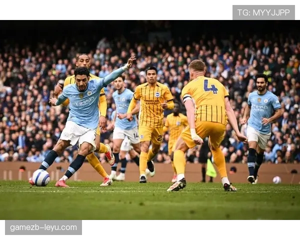 西汉姆联主场力克曼联，英超积分榜上表现抢眼