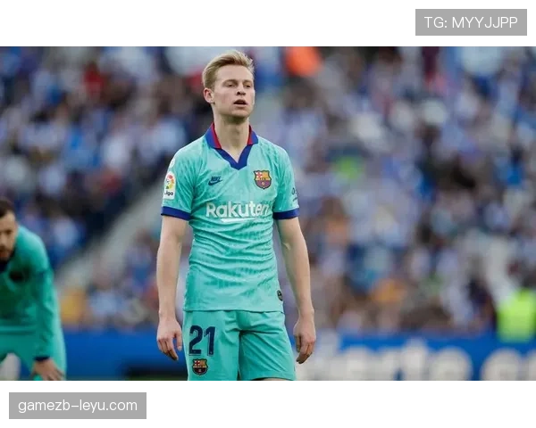 德容稳健发挥成荷兰中场节拍器,助力球队竞争力显著提升